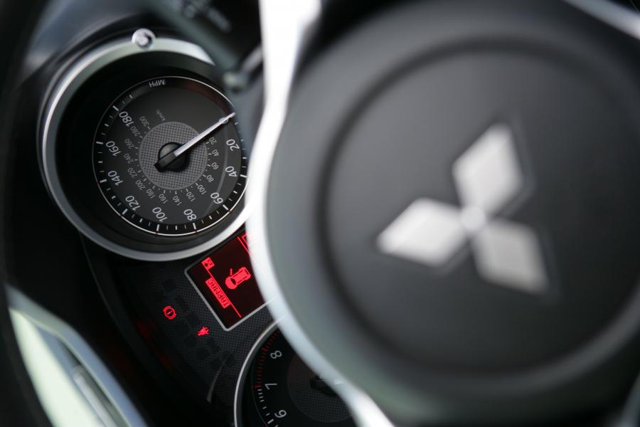  Mitsubishi Lancer Evolution X FQ-400 2009 года  (фото 5 из 64)